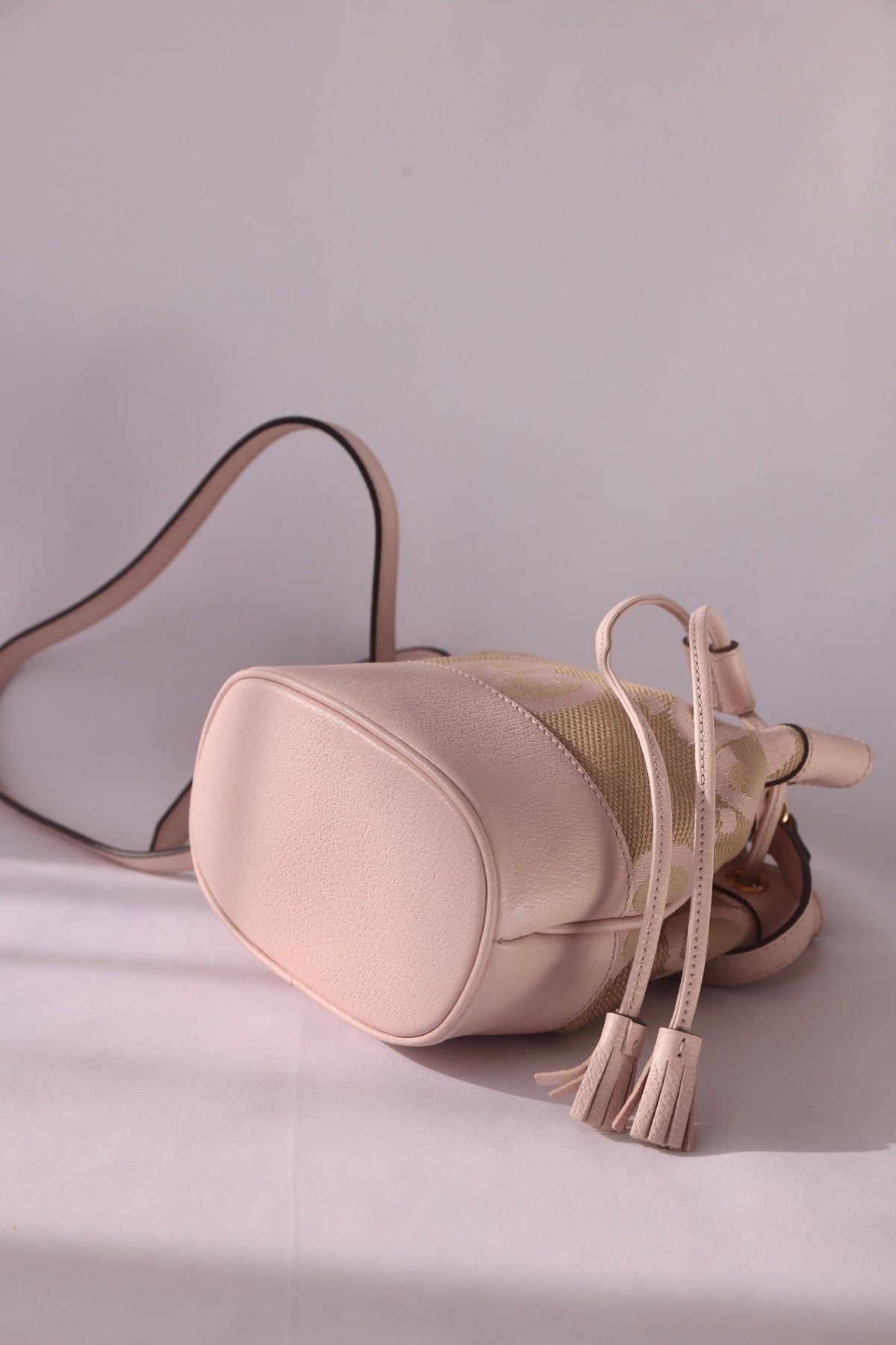 Gucci Ophidia GG Mini Bucket Bag