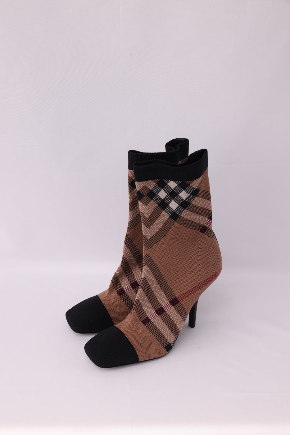 Burberry Shoes 39 Signature vintage check print 105mm heel