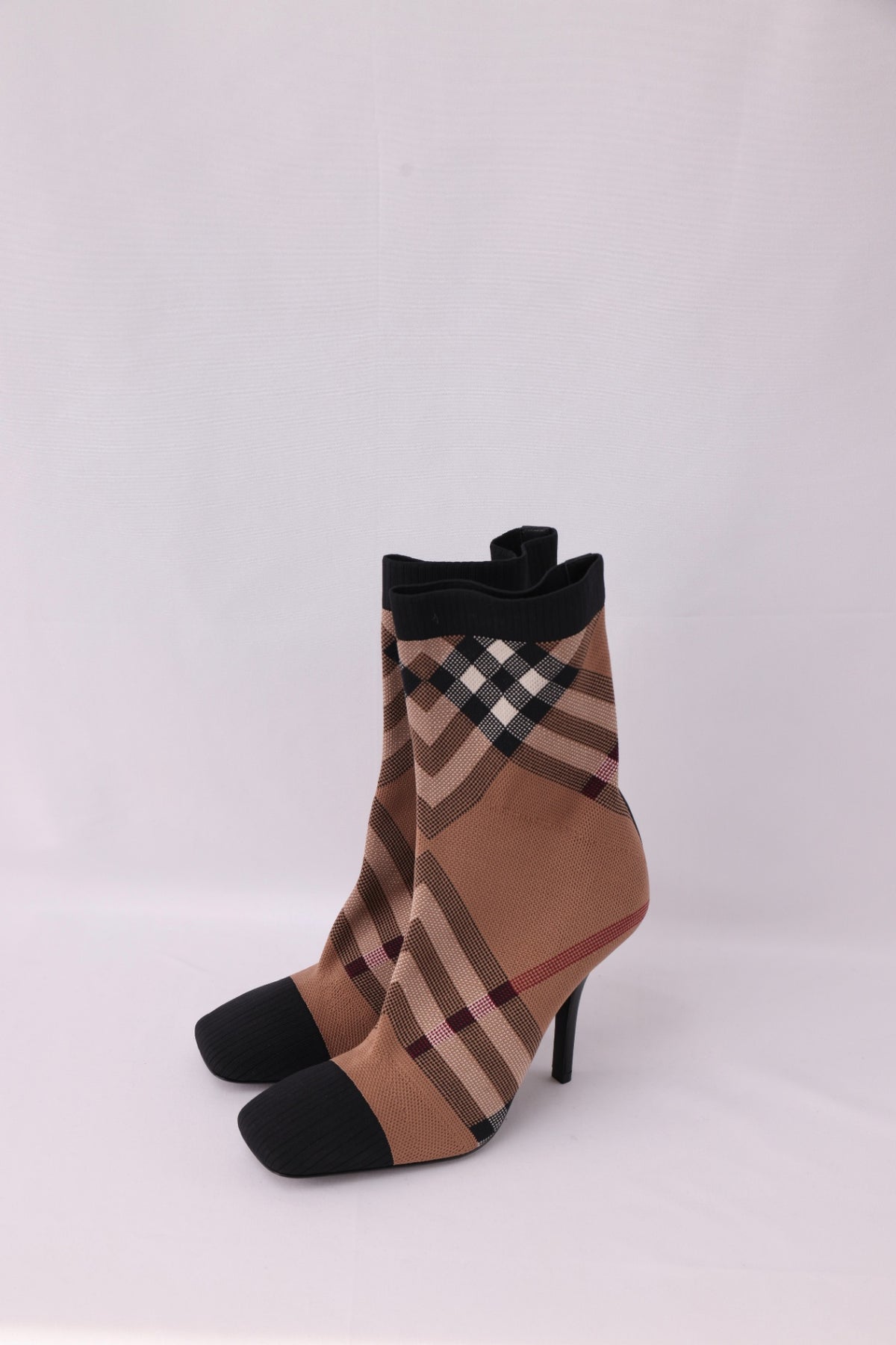 Burberry Shoes 39 Signature vintage check print 105mm heel