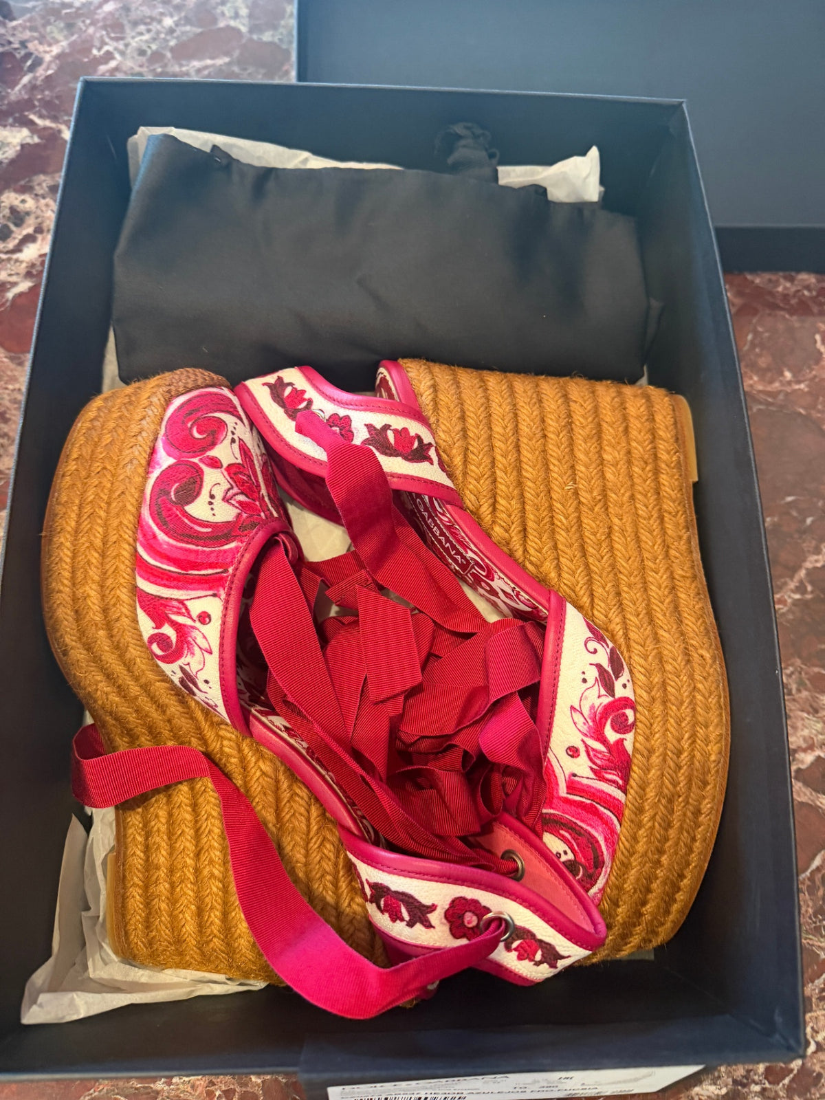 Dolce & Gabbana Shoes 39 Fucsia Majolica Print